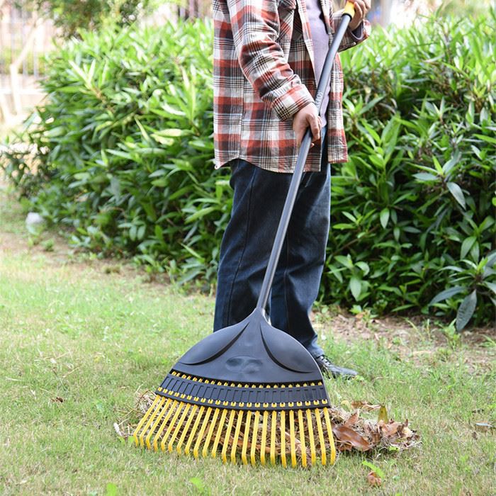 exchangeable 23 tine Poly Lawn rake