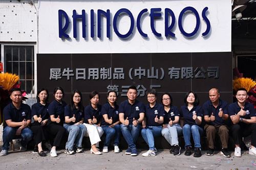 Permulaan perjuangan baru pesta musim panas yang menyenangkan