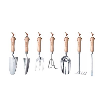 Alat Taman Buatan Tangan